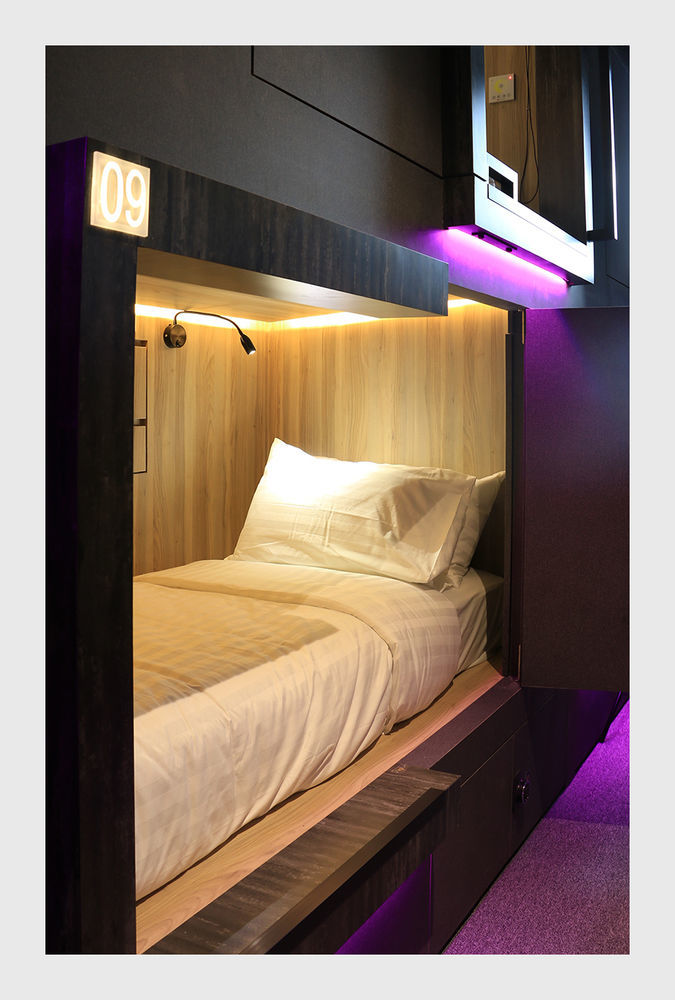 Cube Boutique Capsule Hotel At Chinatown Singapore Exterior photo