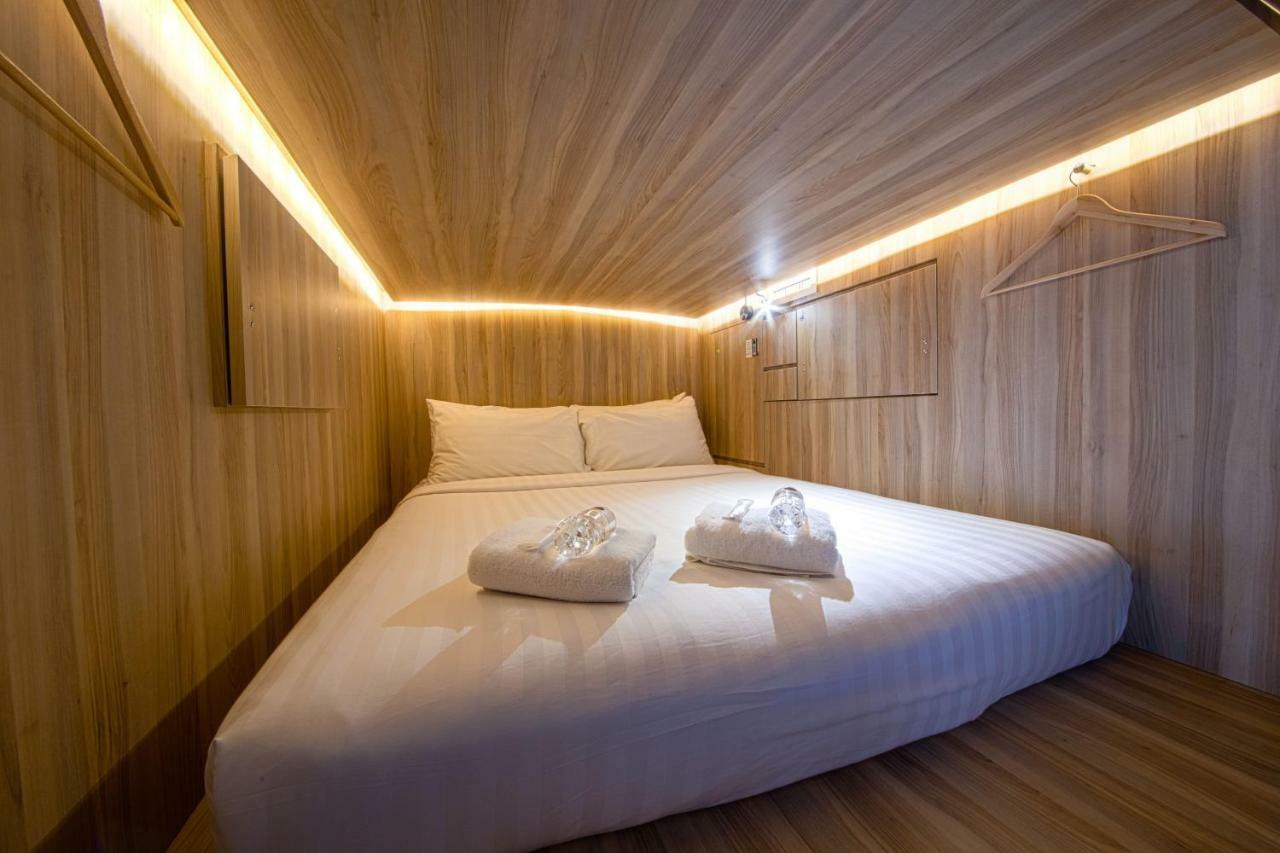 Cube Boutique Capsule Hotel At Chinatown Singapore Exterior photo