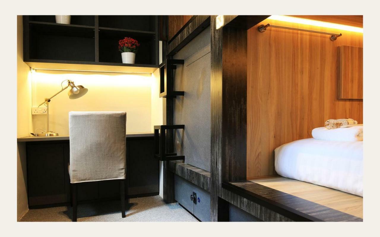 Cube Boutique Capsule Hotel At Chinatown Singapore Exterior photo